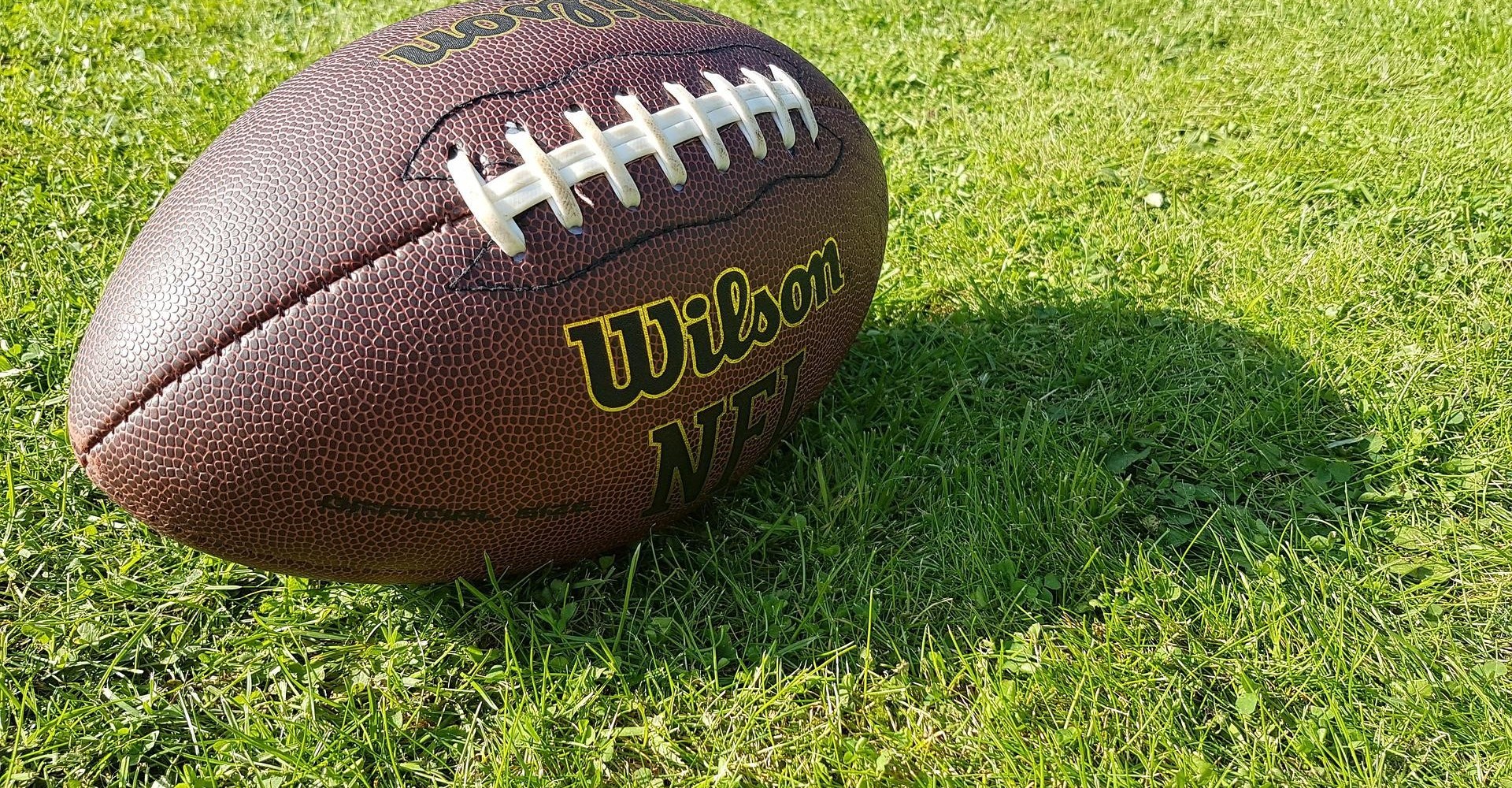 american-football-g568228f52_1920 american-football-g568228f52_1920